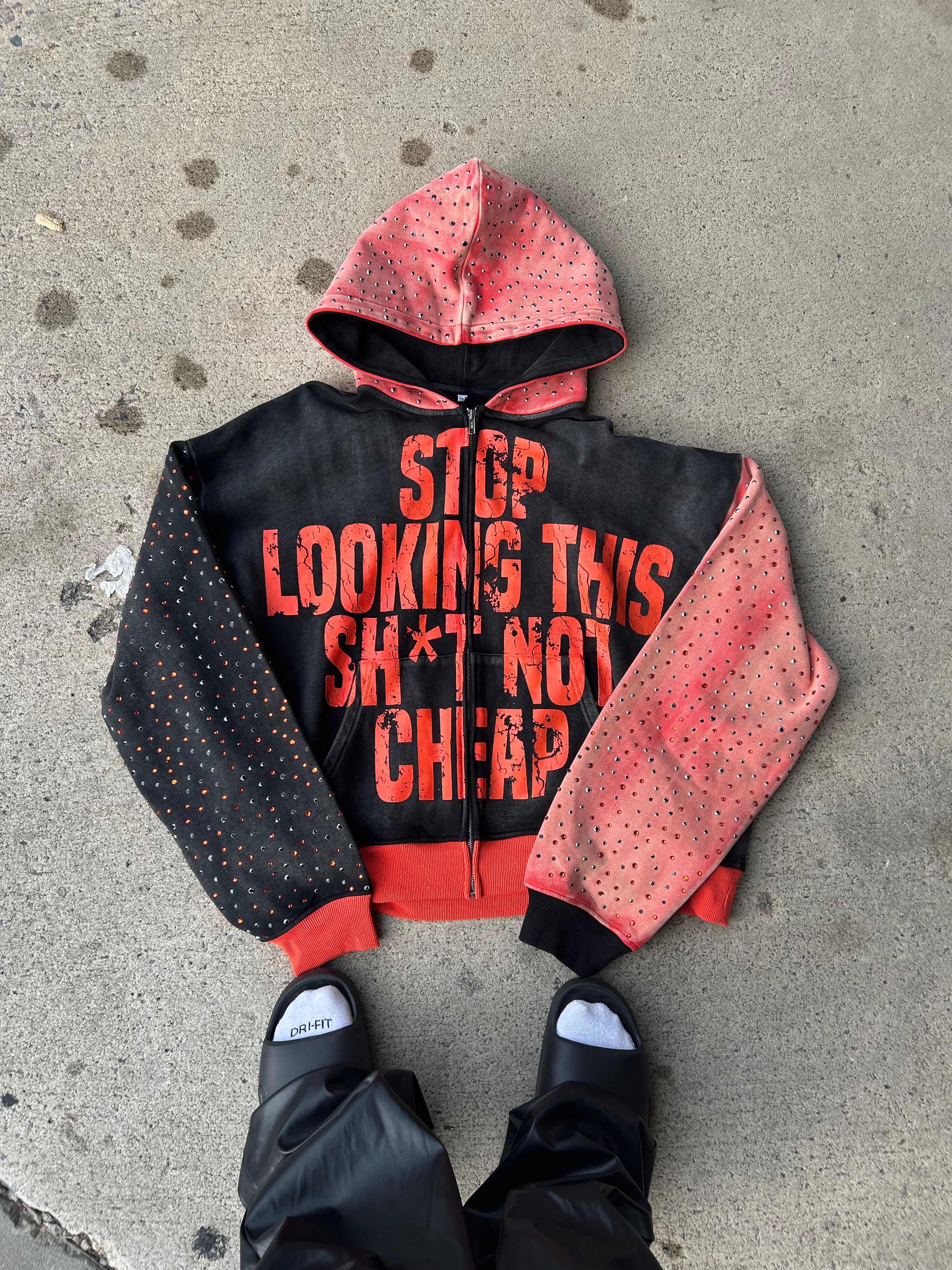 Red /black zipup