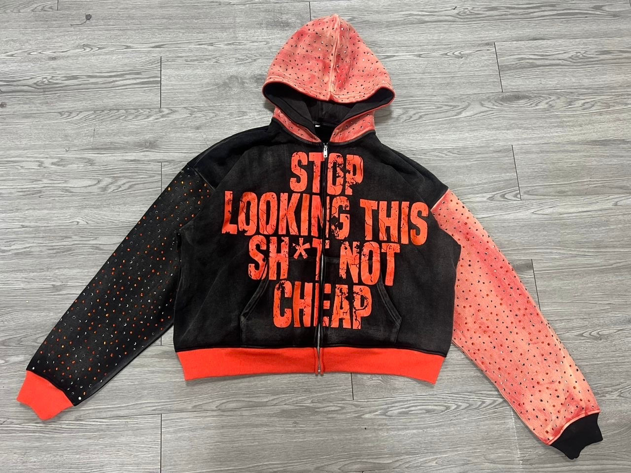 Red /black zipup